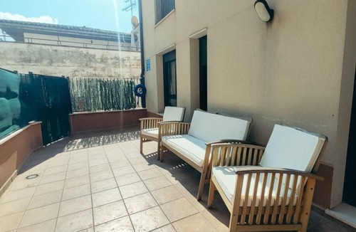 La Puebla de Castro Apartment | Casa Leo, rural charm with terrace and at the gates of the Pyrenees