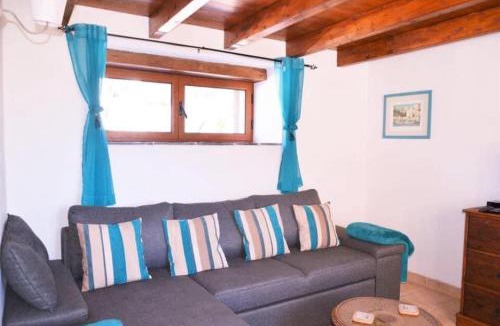 Serta House | Casa Lerryn