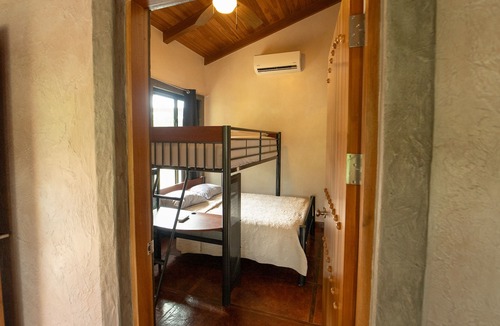 Avellanas Beach Apartment | Casa Libelula , Playa Avellanas