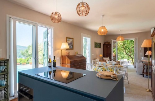 Rapallo Apartment | CASA LIMONAIA - Where the sea speaks to you and silence embraces your soul