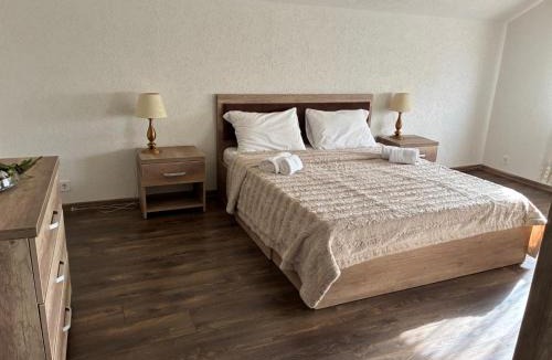 Curtea De Arges Apartment | Casa Linda