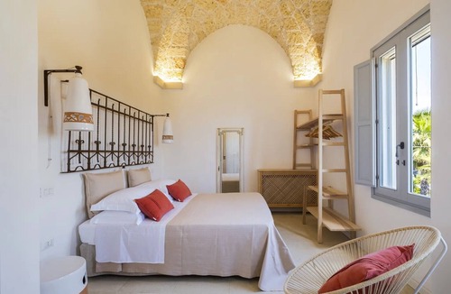 Cutrofiano Bed & Breakfast | Casa Litarà, historic residence with pool and garden