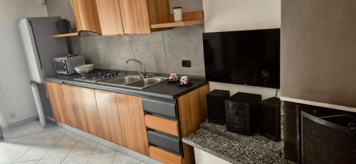 Santa Maria - Rezzonico Apartment | Casa Lory