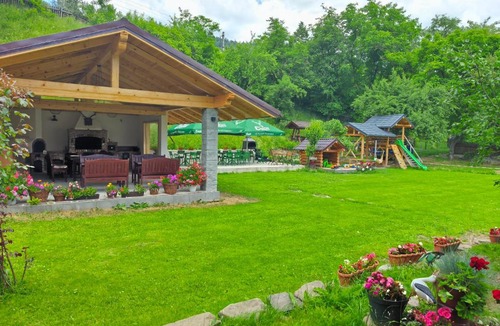 Ceahlau House | Casa Luca