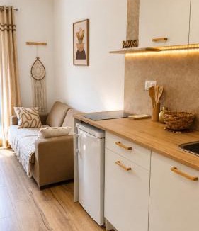Saint-Chamond Apartment | Casa Luna