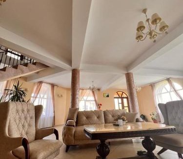 Hidiselu de Sus House | Casa Mardar