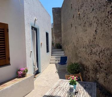 Ginostra House | Casa Mare Blu