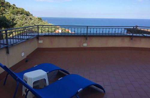 Cervo House | Casa Maria: terrace with a panoramic view, parking, available from July 4–11