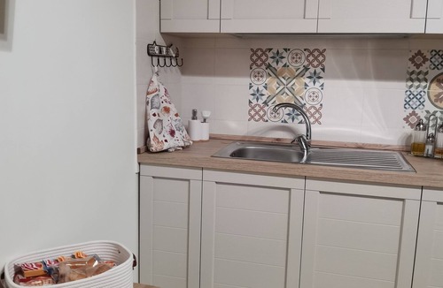 Crotone Apartment | Casa Marinella, a stone's throw from the center of Crotone.