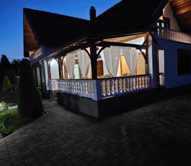 Toplita House | Casa Mera