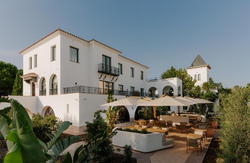 Sitges Town Center Hotel | CASA METT Sitges - Fully refurbished