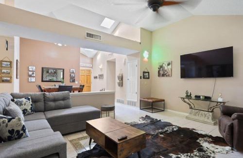 El Paso House | Casa Mi Ranchito Alegre