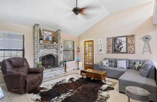 El Paso House | Casa Mi Ranchito Alegre