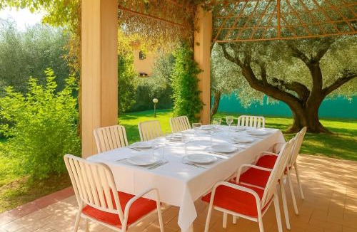 Montelaguardia House | Casa Mia -Per Sentirti a Casa Tua - Giardino, Parcheggio e Jacuzzi