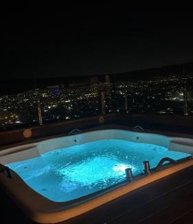 Cenaculo House | Casa moderna com a melhor vista