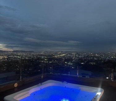 Cenaculo House | Casa moderna com a melhor vista
