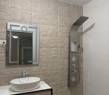 Isabel II House | Casa Morales