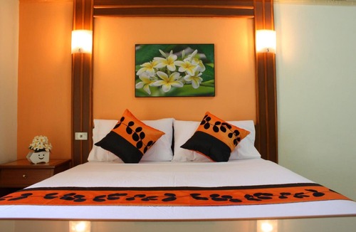 Racha Thewa Hotel | Casa Narinya at Suvarnbhumi Airport