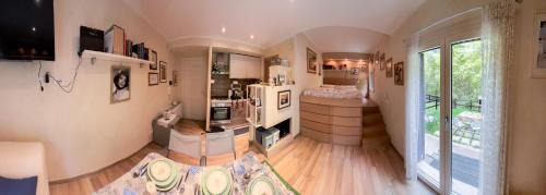 Subiaco Apartment | Casa nel bosco