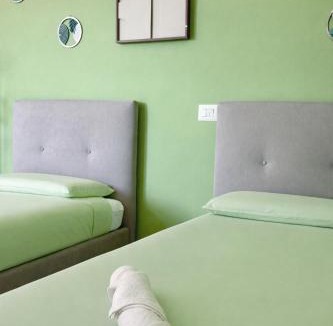 Sant'Eufemia Apartment | Casa Nilson - Monolocale Deluxe con Angolo Cottura e Self Check-in
