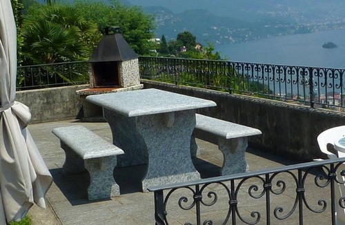 Brissago Apartment | Casa Ninfea by Interhome