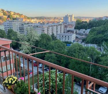 Roiano-Gretta-Barcola-Cologna-Scorcola Apartment | Casa Nora