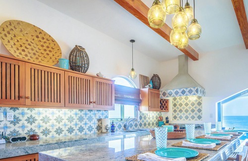Colonia Meteorologico House | Casa Oasis - secluded oceanfront home on Isla Mujeres with private pool