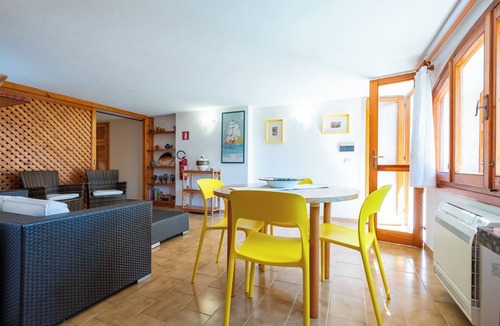 Porto Taverna House | Casa Oleandro, gardened apartment, 100 meters walk to the beach, internet Wi-Fi