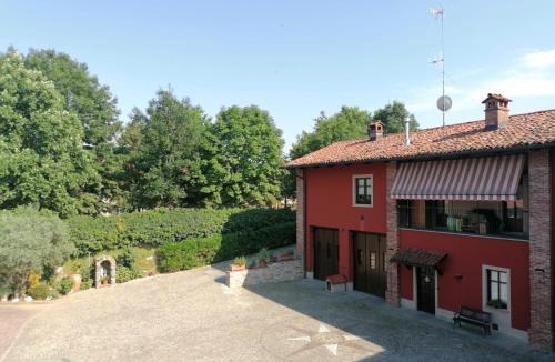 Verzuolo Apartment | Casa Olivia