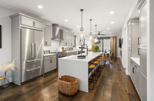 Bozeman House | Casa Opa - Immaculate luxury townhome just a few blocks from Downtown Bozeman