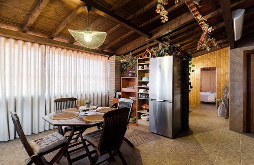Fermentoes House | Casa Pôr do Sol: Mountain View, Wi-Fi & Air Conditioning