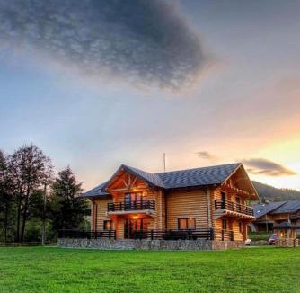 Vama House | Casa Pădurarului