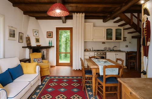 Castelraimondo Villa | Casa Padronale - Rustic Charm, Hiking and Pool