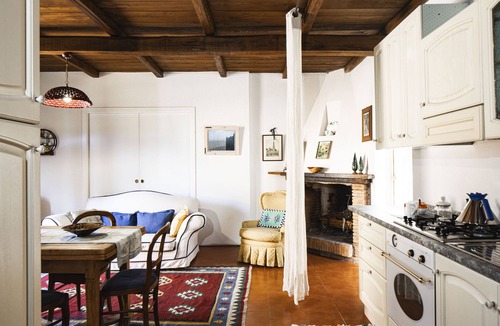 Castelraimondo Villa | Casa Padronale - Rustic Charm, Hiking and Pool