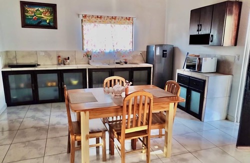 Parrita House | “Casa ParaisoTropical” A private place to enjoy
