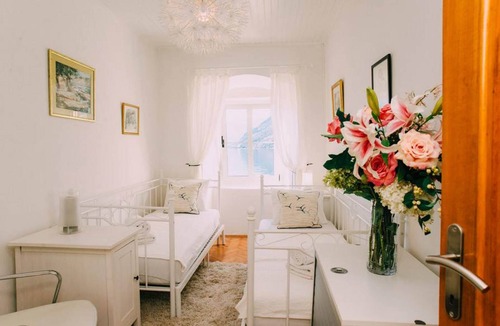 Ljuta House | Casa Pasinovic