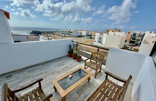 El Cotillo Apartment | Casa Patrizia a Modern Ocean View Surf & Beaches Walk in ElCotillo