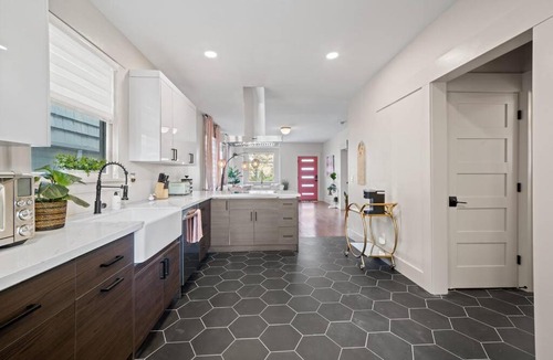 Capitol Hill House | Casa Picasso in North Capitol Hill- Rose Period