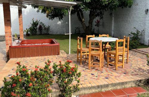Anapoima House | Casa Privada con Jacuzzi Ubicación Central Anapoima
