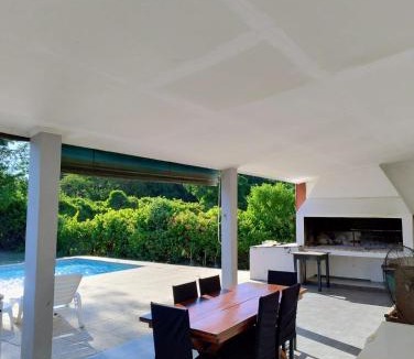 Paso de la Patria House | Casa Punta Iglesia