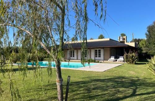 Mercedes Villa | Casa Quinta