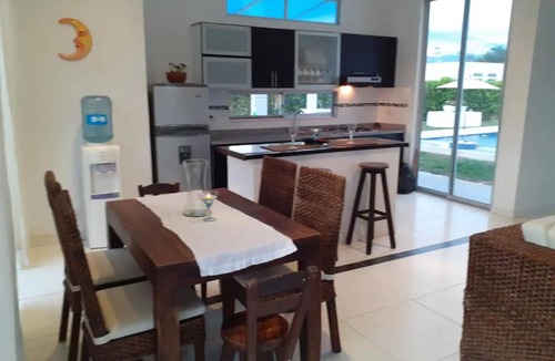 Melgar House | Casa Quinta con Piscina Privada en El Imperio Tolima