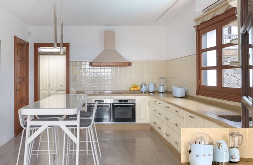 Yaiza Villa | Casa Quintero ★ Exclusive Villa in Yaiza ★ Heated Pool ★ Beaches-Wineries