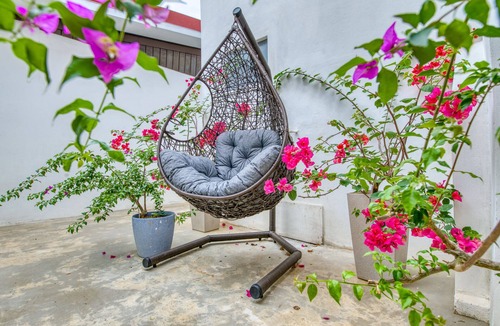 Limon House | Casa Razas II - An Intimate Haven for Two