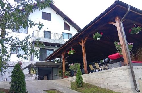 Provita de Jos House | Casa RiAn