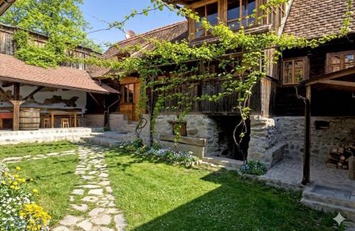 Saliste House | Casa Rico