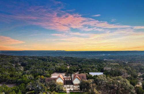 Wimberley House | Casa Robles- The Mockingbird
