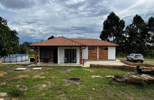 Los Santos House | Casa Roca con piscina Hospedaje Campestre
