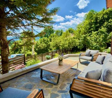 Hangu House | Casa Rogin