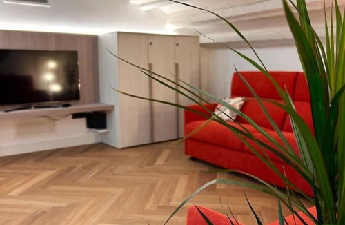 Trieste Old Town Apartment | Casa Romano Suites eco apartment RUBINO